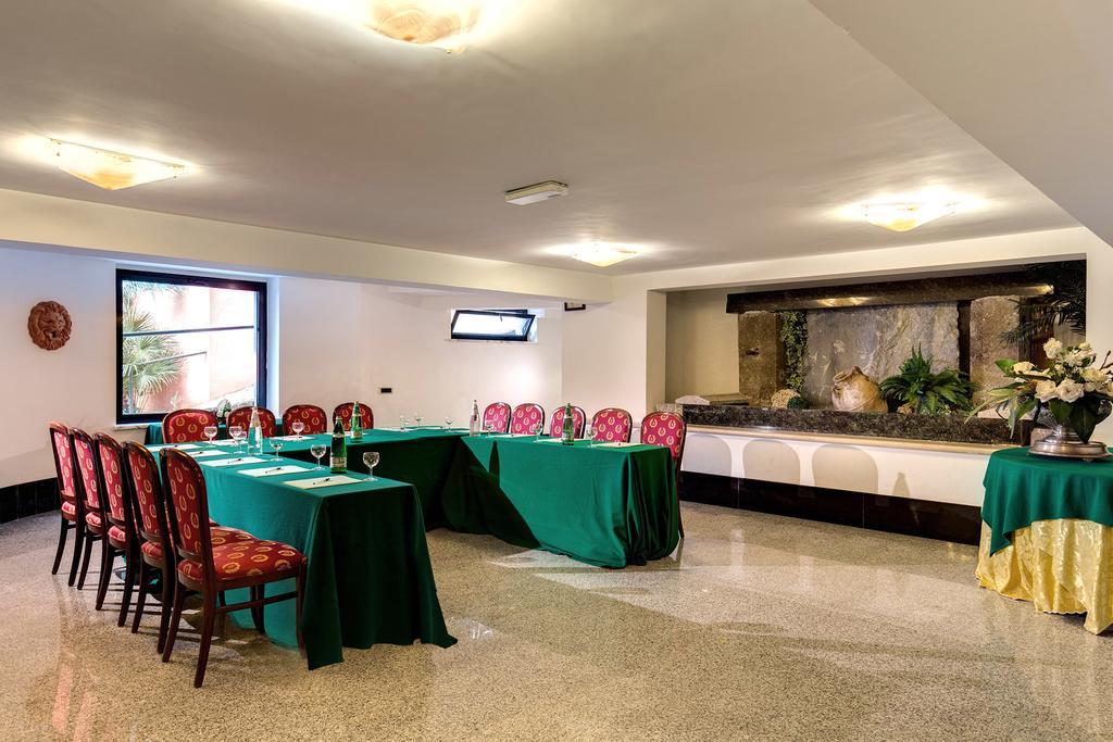 Hotel Castel Vecchio Castel Gandolfo Bagian luar foto