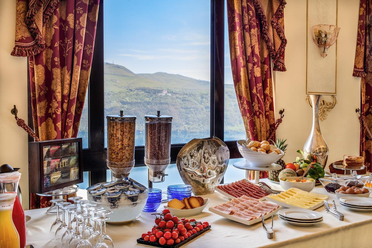 Hotel Castel Vecchio Castel Gandolfo Bagian luar foto