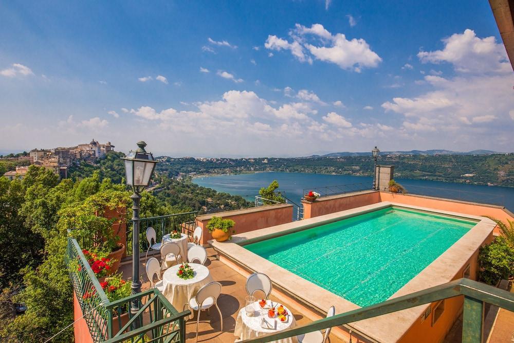 Hotel Castel Vecchio Castel Gandolfo Bagian luar foto
