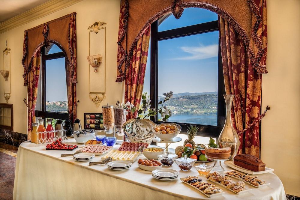 Hotel Castel Vecchio Castel Gandolfo Bagian luar foto